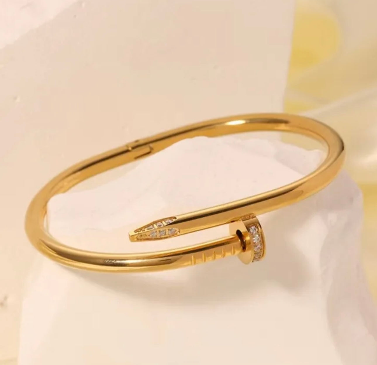 Bracelet clou, strass